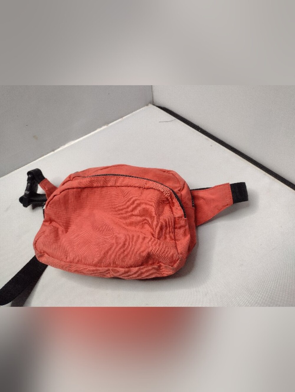 Baggu Fanny Pack Crossbody Bum Belt Bag Pockets Zipper Faded A13